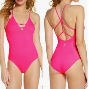 FREE PEOPLE MOVEMENT Dance All Day Bodysuit in Pink. Size M/L.